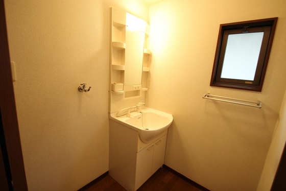 クレール五日市駅前 D棟