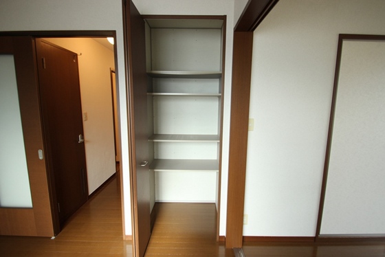 クレール五日市駅前 D棟