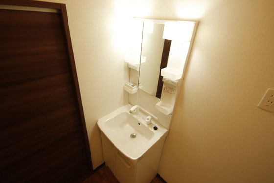 アイランドビル15