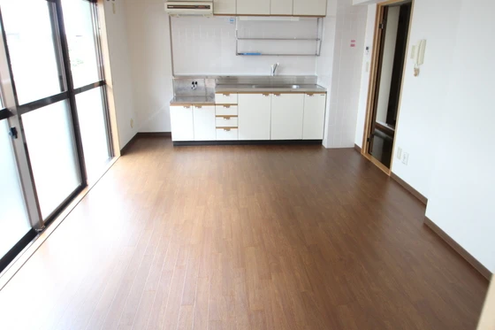 グリーンドエル鶴江