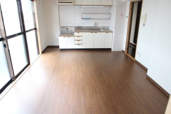 グリーンドエル鶴江