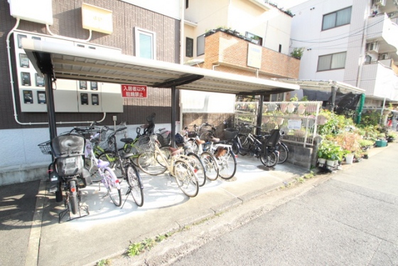 フラットスクエア庚午北