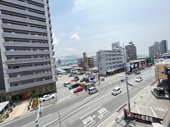 エスコート西原