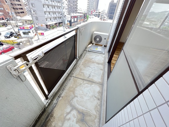 エスコート西原