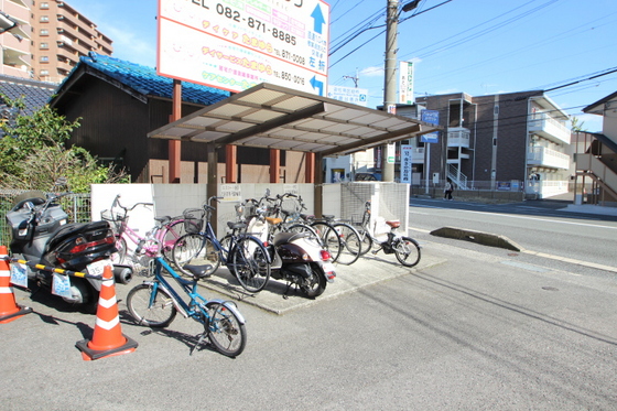 エスコート西原