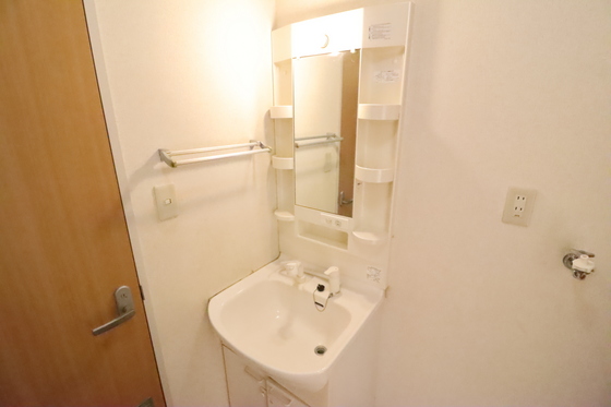 ビューヒルズ若野 A棟