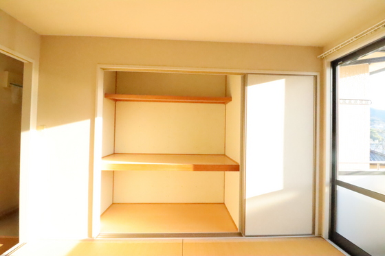 ビューヒルズ若野 A棟