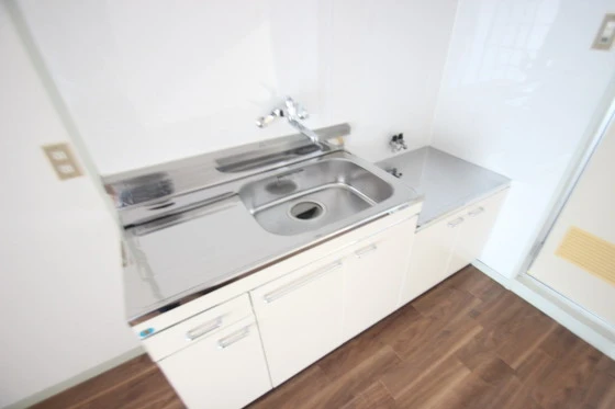 清水フォワードビル