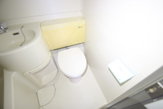 清水フォワードビル