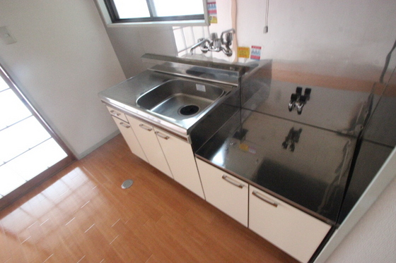 清水フォワードビル