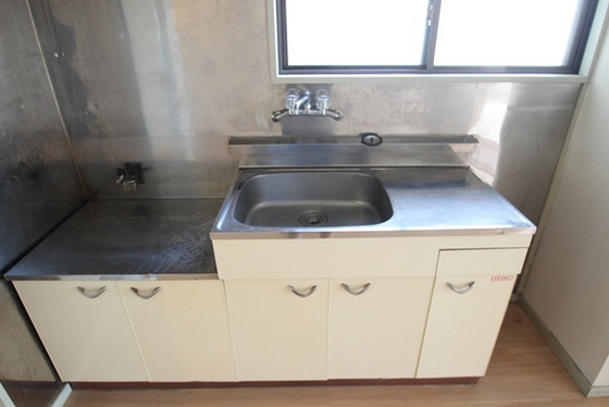 清水フォワードビル