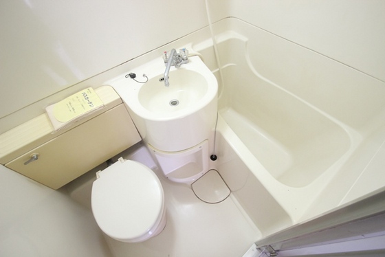 清水フォワードビル