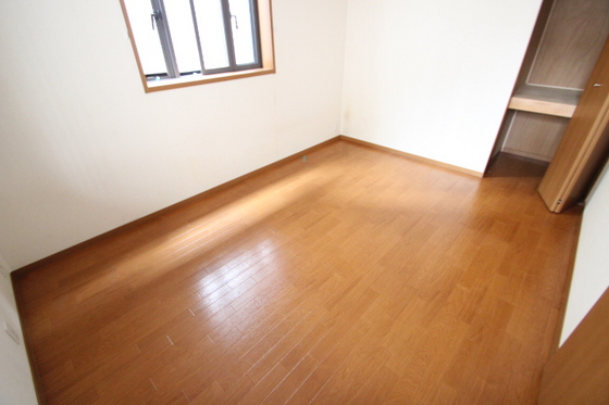 グリーンビュー中須 B