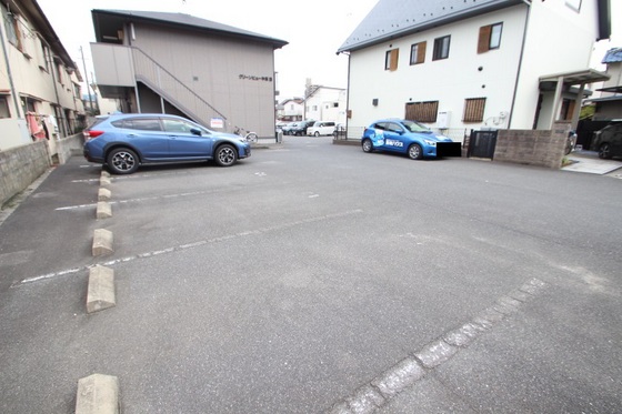 グリーンビュー中須 B