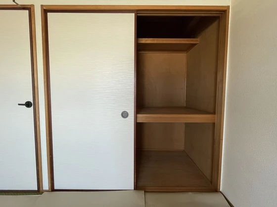 プラティーク川島