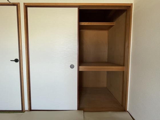 プラティーク川島