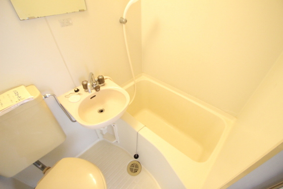 ロイヤルハウスみつみ