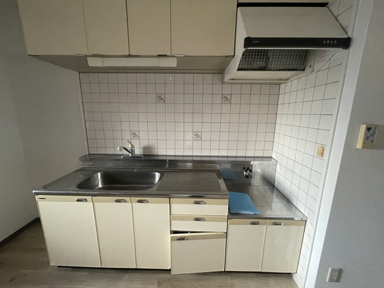 フローレンス尾前