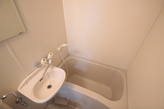 フローレンス尾前