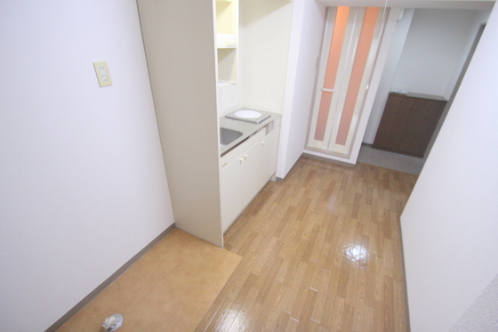 フローレンス尾前