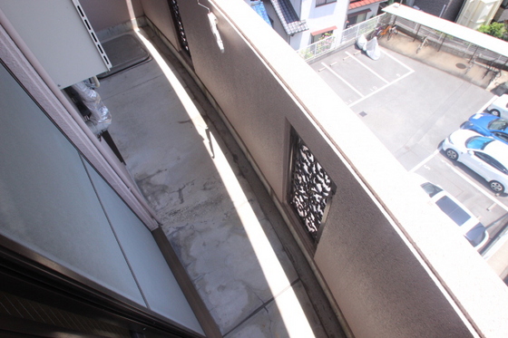 フローレンス尾前