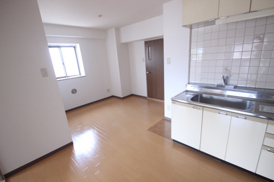 フローレンス尾前