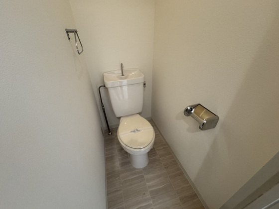 BAUHAUS十日市(旧:井隅ビル)