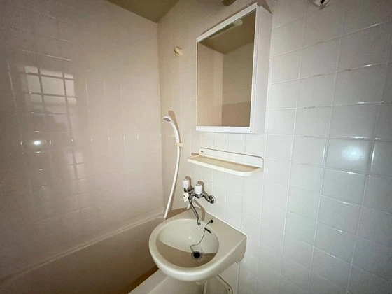 BAUHAUS十日市(旧:井隅ビル)