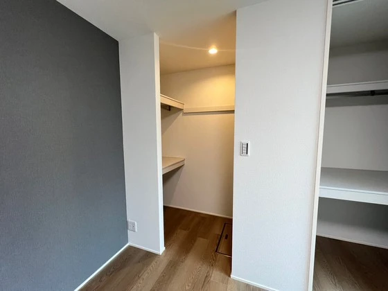 ファミール中村