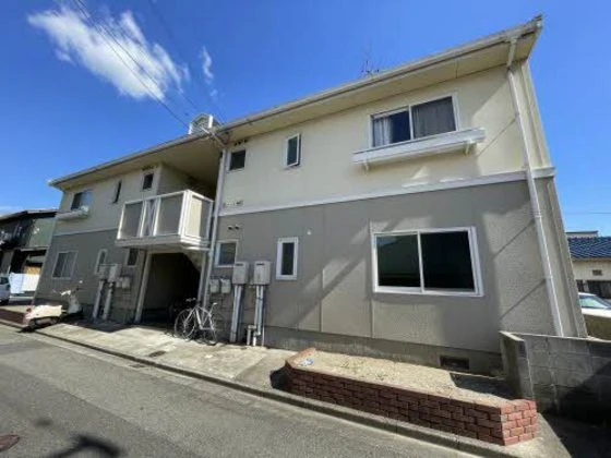 ファミール中村