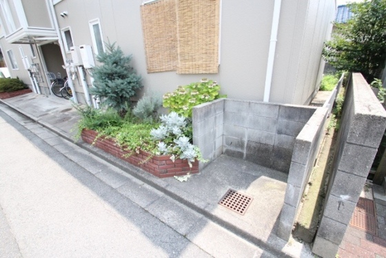 ファミール中村