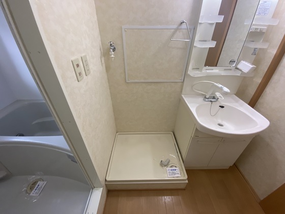 レトア上平良B棟