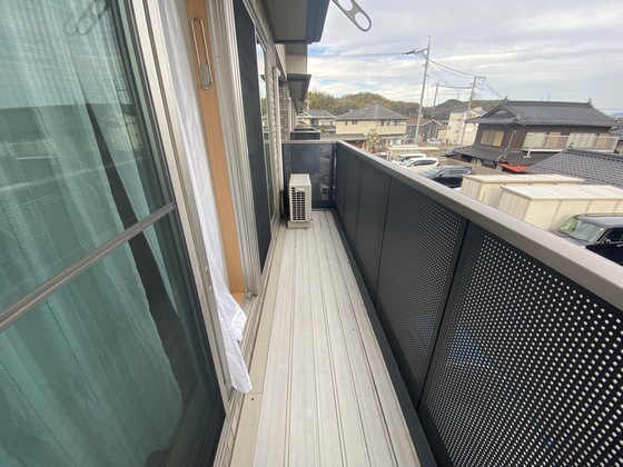 レトア上平良B棟