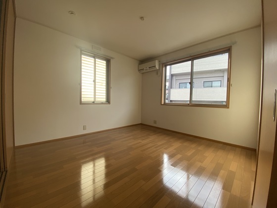 レトア上平良B棟