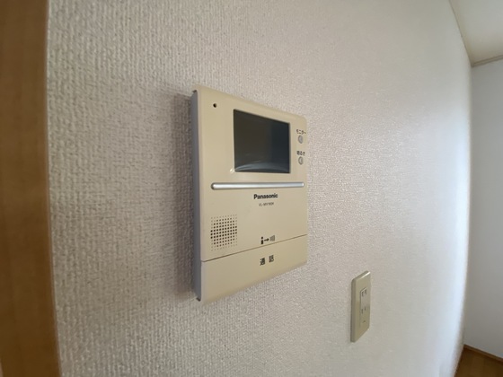 レトア上平良B棟