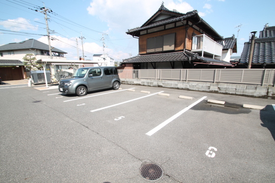 レトア上平良B棟