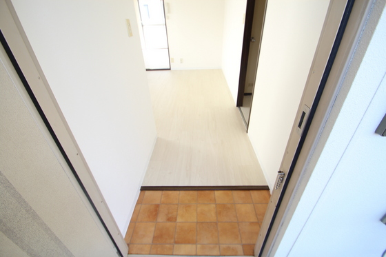 コーポホワイトハウス