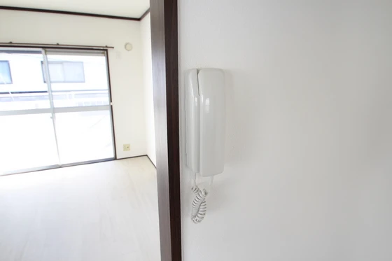 コーポホワイトハウス