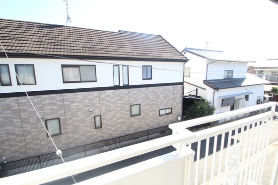 コーポホワイトハウス