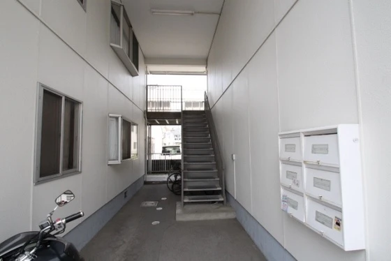 コーポホワイトハウス