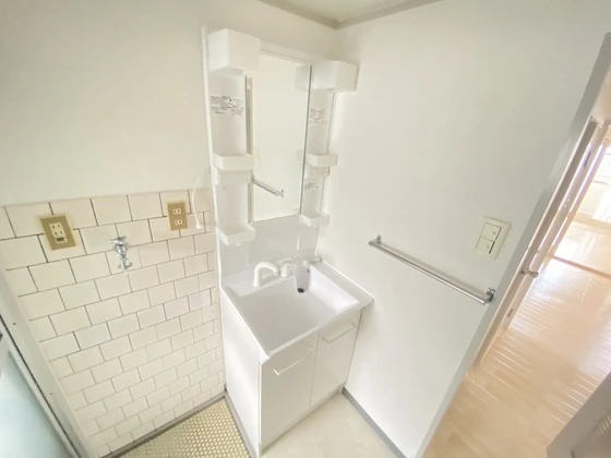 第1ビューハイツ