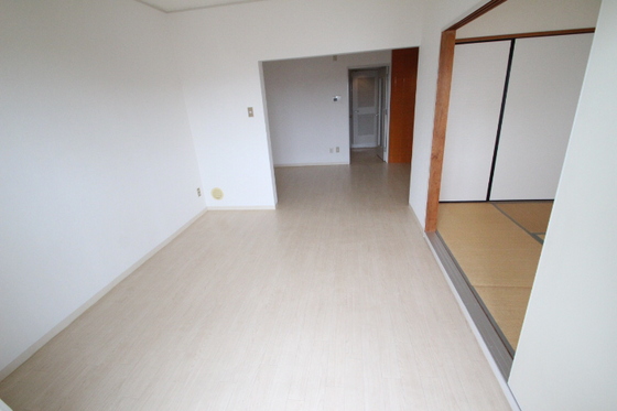 第1ビューハイツ