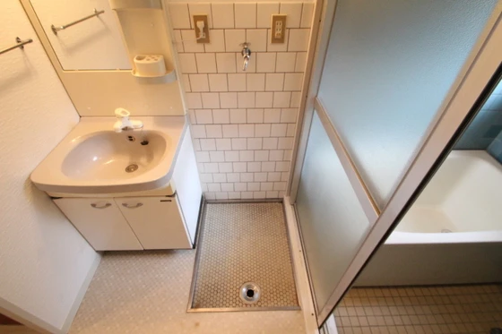 第1ビューハイツ