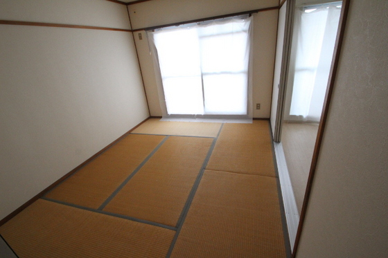 第1ビューハイツ