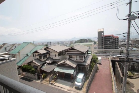 第1ビューハイツ