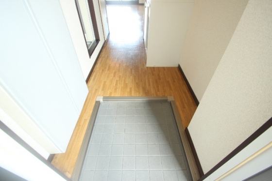 グランディ楽々園