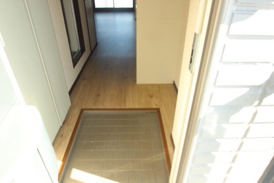 グランディ楽々園