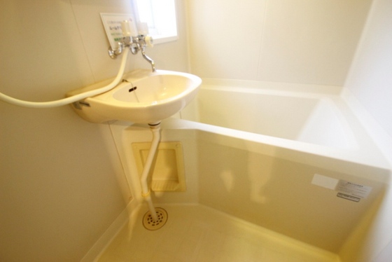 シャーロームあさひ