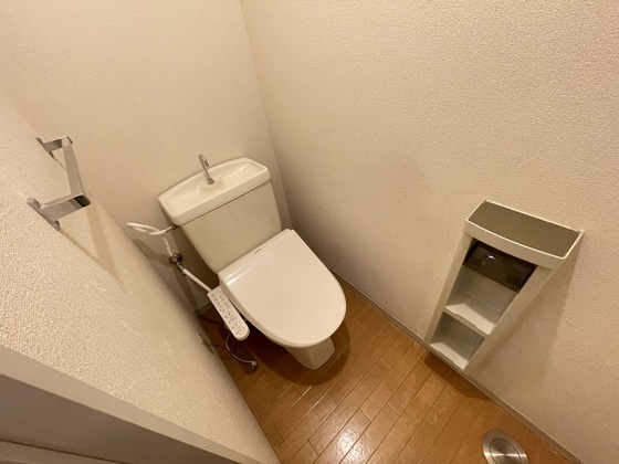 メイプルヒルズ B棟