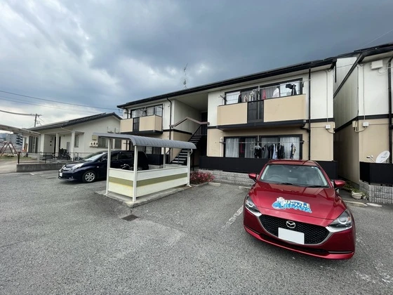 メイプルヒルズ B棟